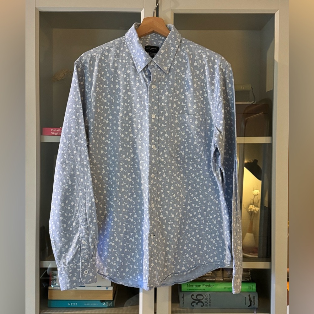 Club Monaco Floral Print L-Sleeve Button Up, Size L